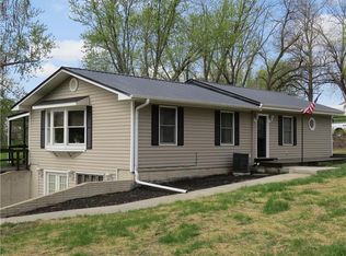 507 E Main St, Stanberry, MO 64489