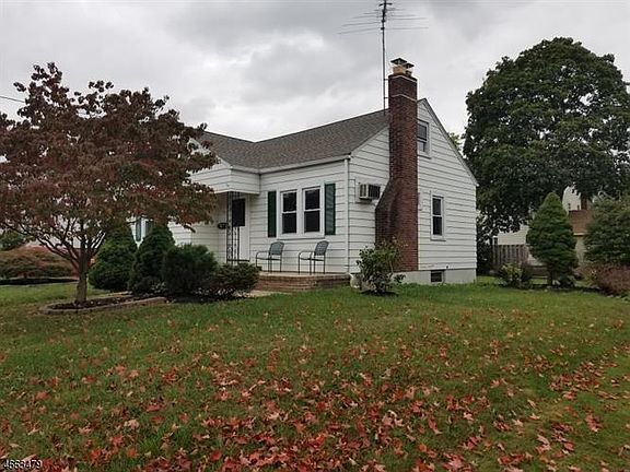 3rd image of 339 No 8 Ave