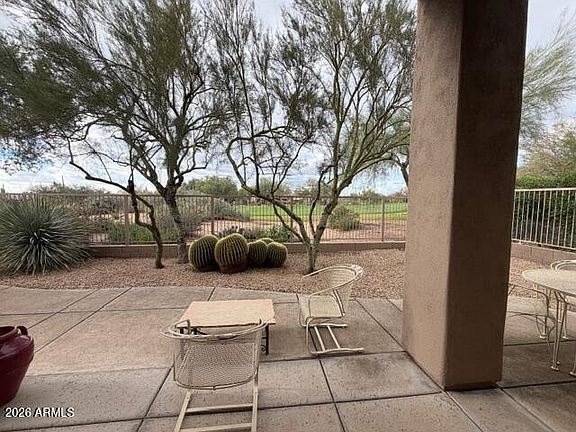 4th image of 32876 N 69th St