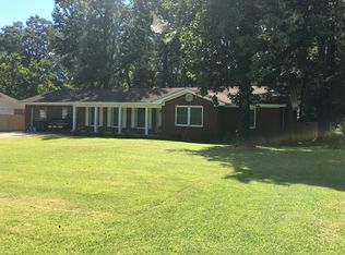 899 Sunset Dr, Grenada, MS 38901