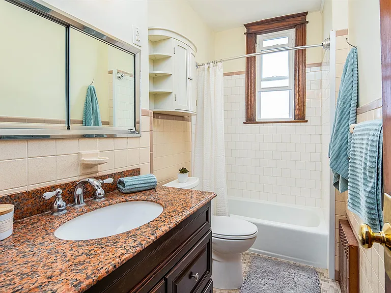 6415 Bergenwood Ave #1 — Photo 14