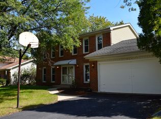 2243 Westfield Dr, Downers Grove, IL 60516