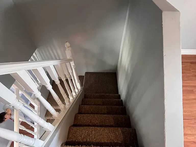 353 Frood Rd #2 — Photo 8