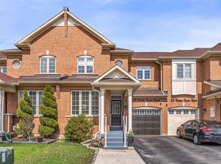 37 Tundra Swan Rd, Brampton, ON L6R3L9