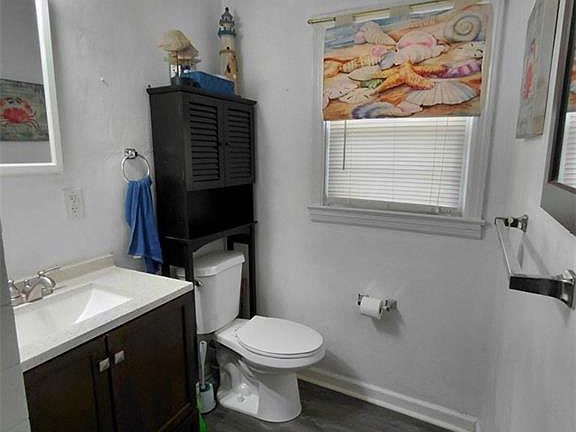 2nd image of 4308 Lee Ave