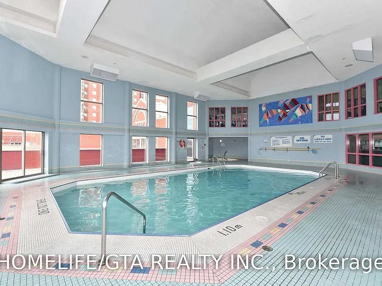 2460 Eglinton Ave E #1710 — Photo 32