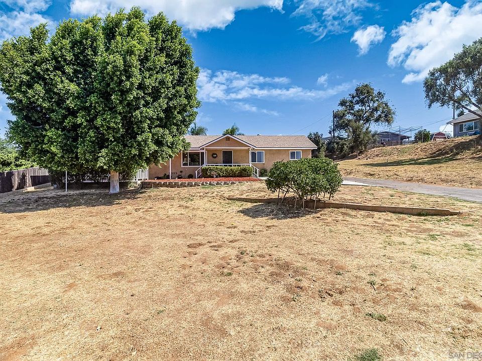 10125 El Poquito Ln, Santee, CA 92071 | Zillow