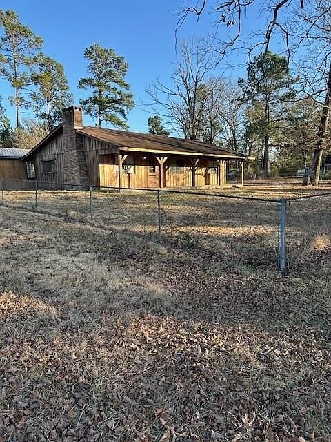 1st image of 446 Earl Perkins Rd