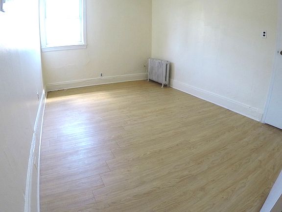 4th image of 1432 27th Ave APT 2