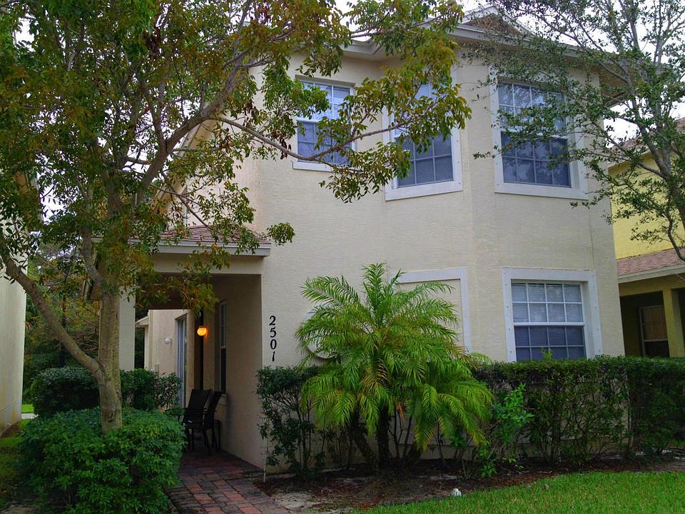 1st image of 2501 SE Pineland Dr