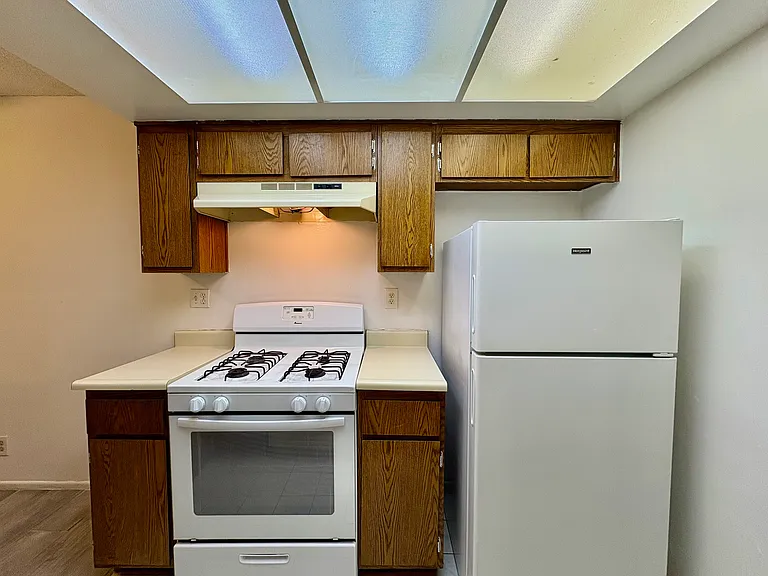 8505 Columbus Ave #106 — Photo 13
