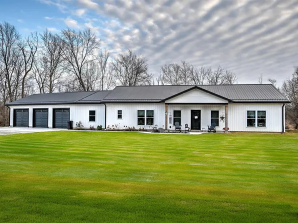 585 E Beer Rd, Milford, IN 46542
