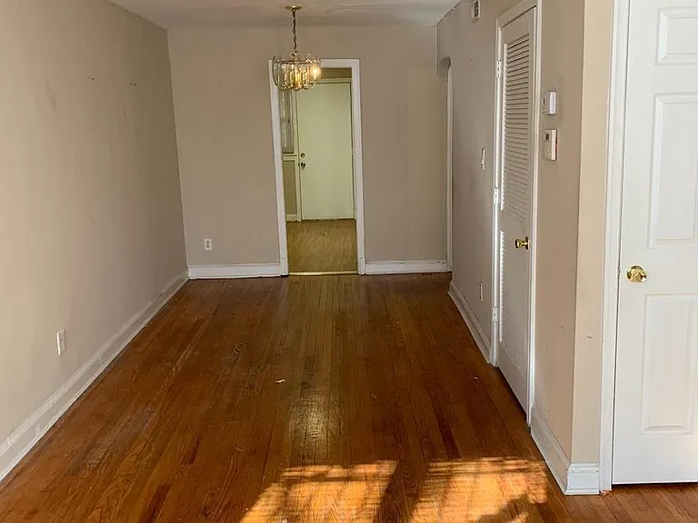 141 Galveston Pl SW — Photo 7