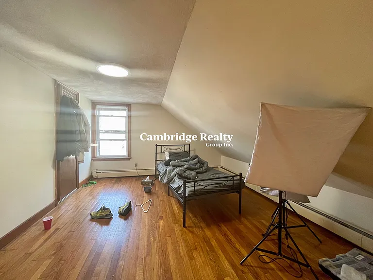 585 Somerville Ave #T-1 — Photo 2