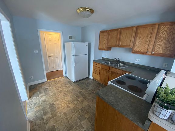 2nd image of 9418 W Schlinger Ave APT B