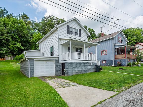 2nd image of 412 Grant St