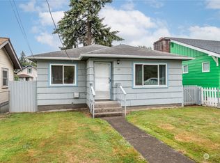 802 N 1st Ave, Kelso, WA