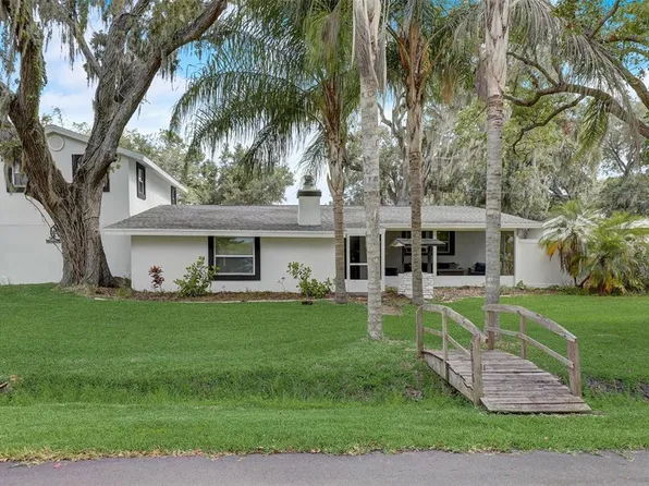2616 Manatee Harbor Dr, Ruskin, FL 33570