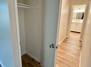 149 N Mountain Trl APT F, Sierra Madre, CA 91024