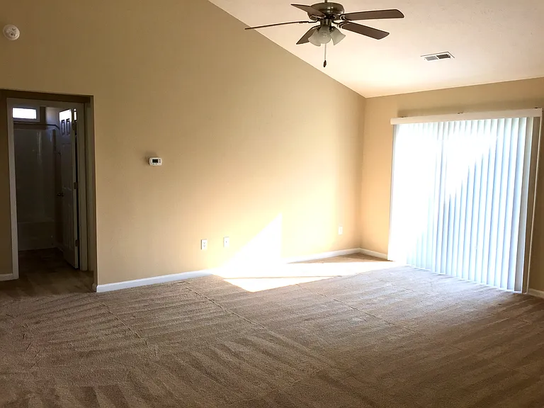 505 Bagley Dr — Photo 7