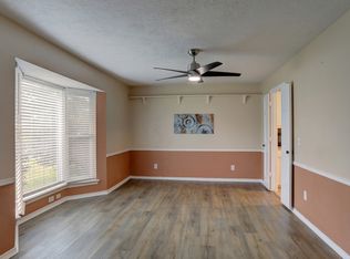 2102 Apollo Rd, Richardson, TX 75081