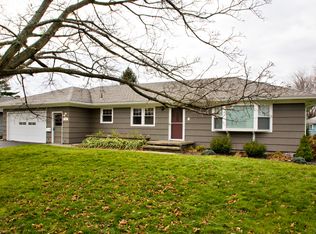 279 Southampton Dr, Rochester, NY 14616