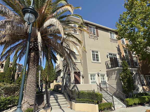 2nd image of 499 Casselino Dr