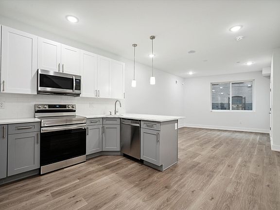 4th image of 2107 N Fairhill St Unit 1