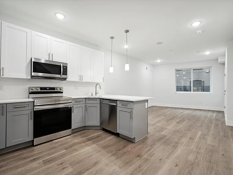 2111 N Fairhill St #1 — Photo 1