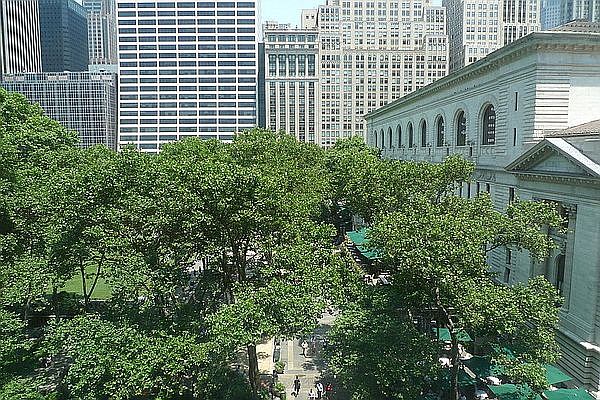 1st image of 32 W 40th St APT 6F