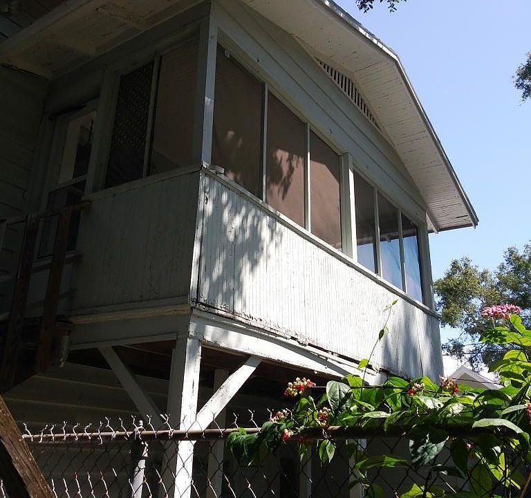 Screened Porch