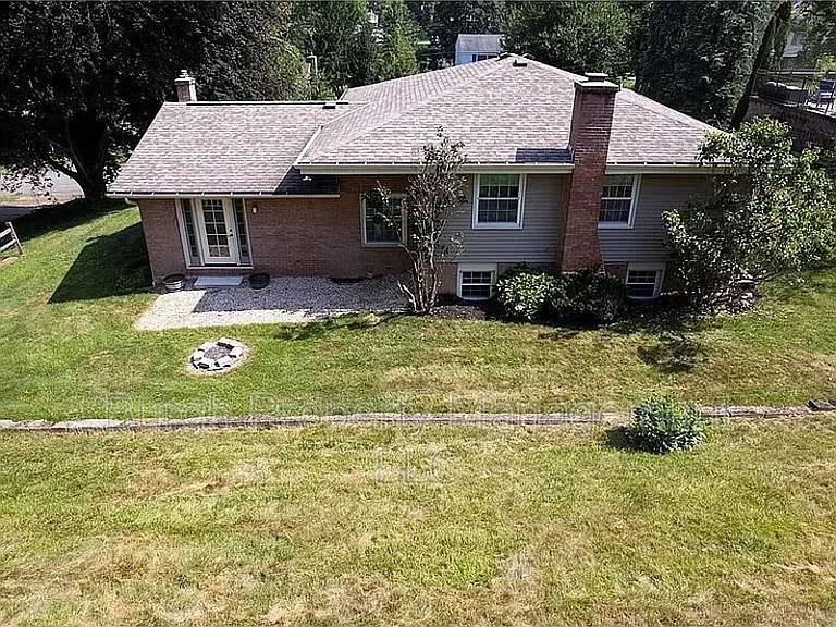 1248 Satellite Cir — Photo 2