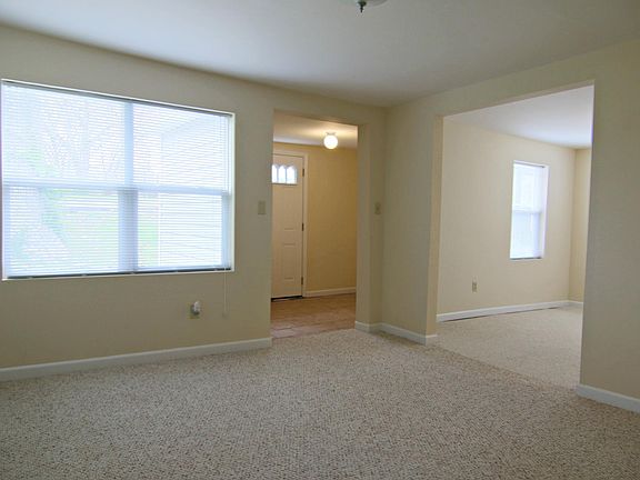 2nd image of 315 Avenue C