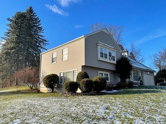 4th image of 1 Woodberry Ln