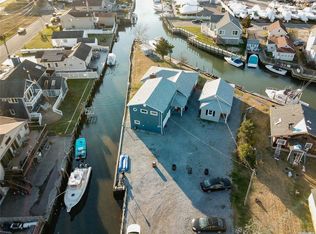 93 Central Ave, Amityville, NY 11701