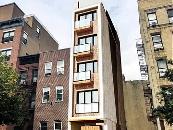 2nd image of 275 Pleasant Ave