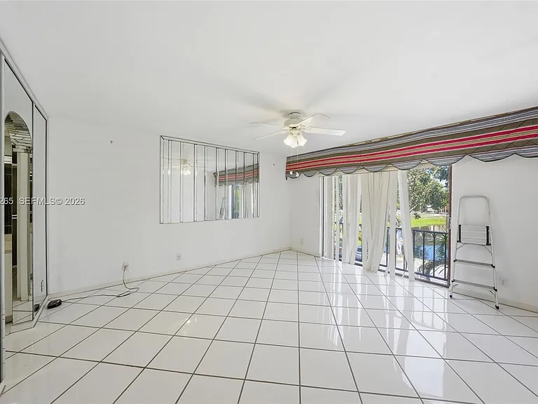 6010 S Falls Circle Dr #323 — Photo 13