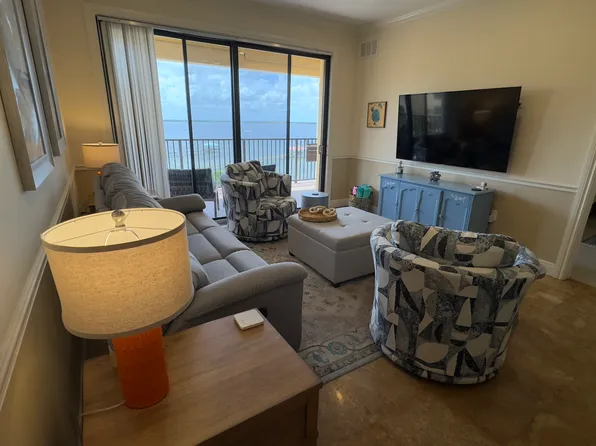 2351 Lakeview Dr, Sebring, FL