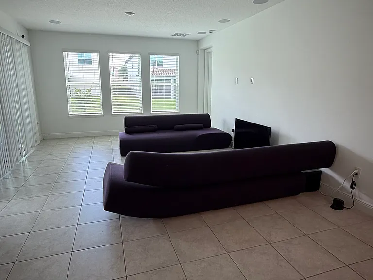 14845 Milfoil Ave — Photo 9