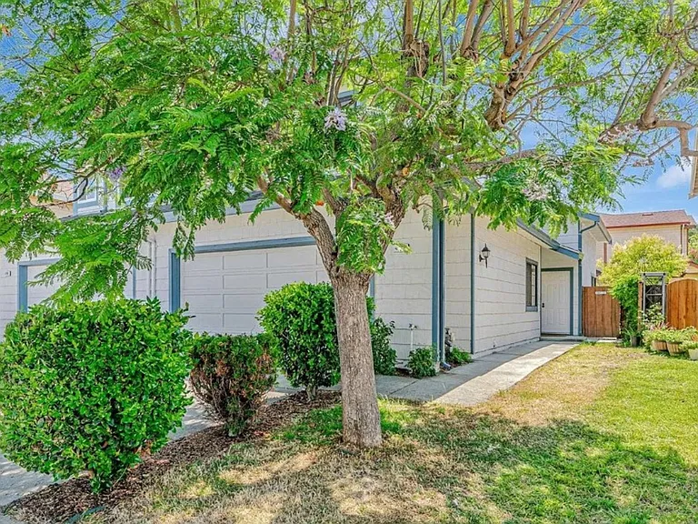 4772 Mendocino Ter — Photo 34
