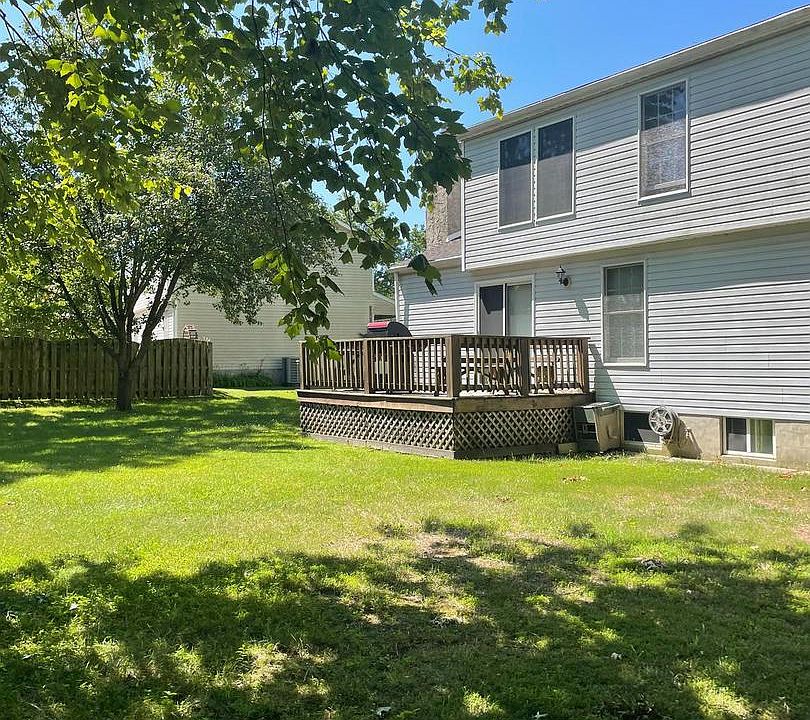 2nd image of 12 Christina Woods Ct