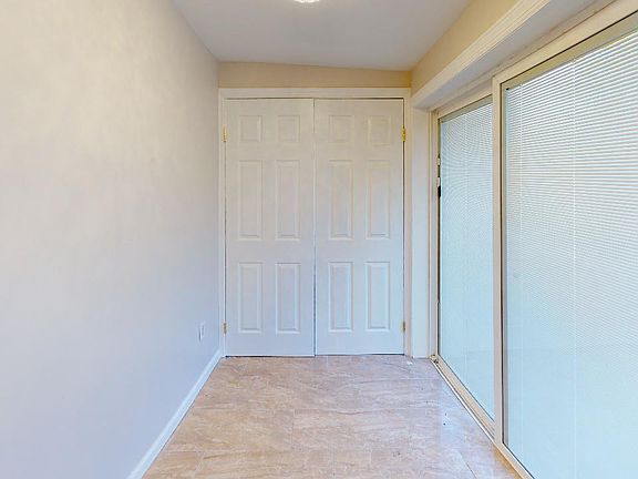 4th image of 45 Elm St APT 1