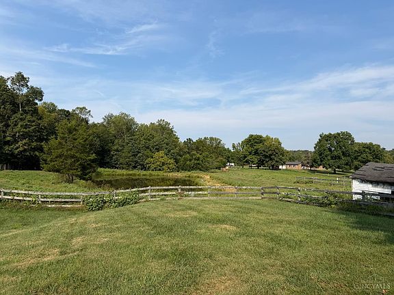 3rd image of 3089 Jenny Lind Rd