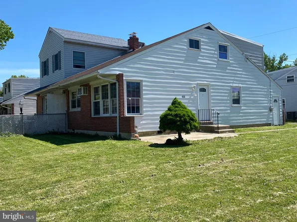 400 Essex Rd, Norwood, PA 19074