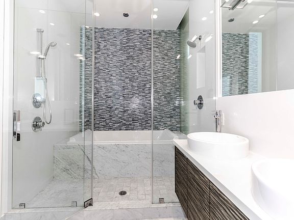 5th image of 1923 Union St #1