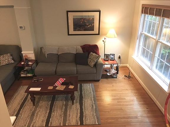 3rd image of 2323 N Greenbrier Ct