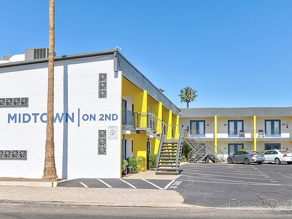 MidtownOn2nd - Streetview
