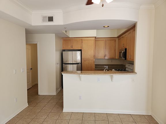 4th image of 4735 Gloria Ave APT 7