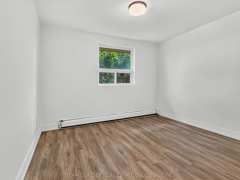 735 Wonderland Rd S #302 — Photo 17