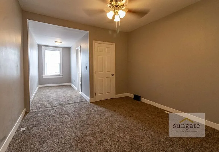 1222 Sargeant St — Photo 8